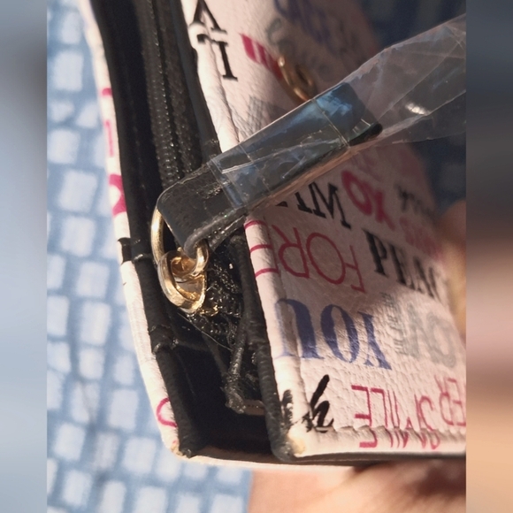 Betsey Johnson Faux Leather All Over Print Card Case Wallet/Key Ring - Picture 4 of 8